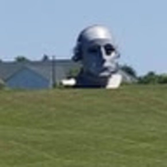 Meet your Posher, Roxanne - Picture 1 of 1